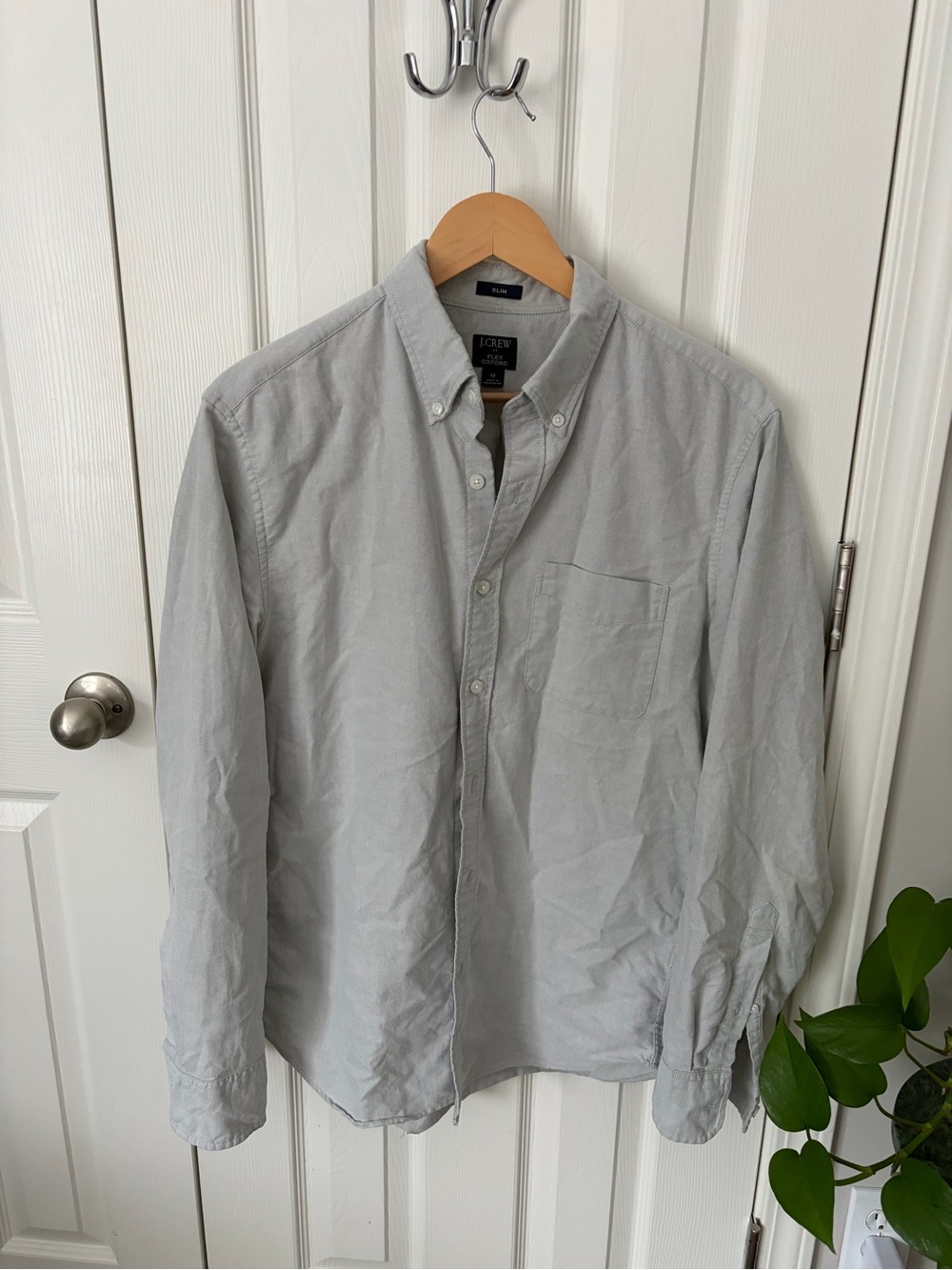 J. Crew Men’s Light Gray Slim Fit Button-Down Flex Oxford Shirt